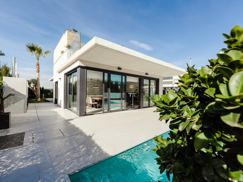 Foto do imóvel: Casa térrea com piscina e edícula